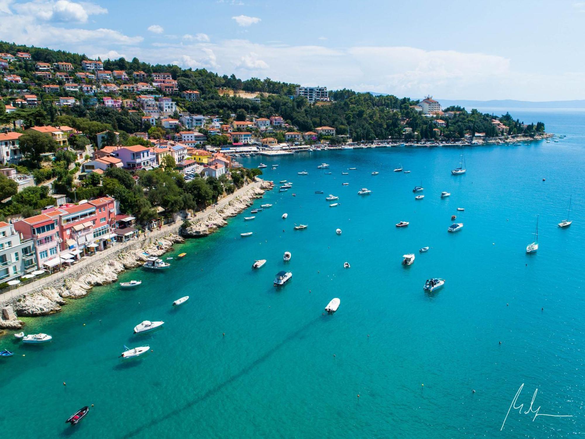 Apartment Lucille - Intermezzo in center of Rabac Esterno foto