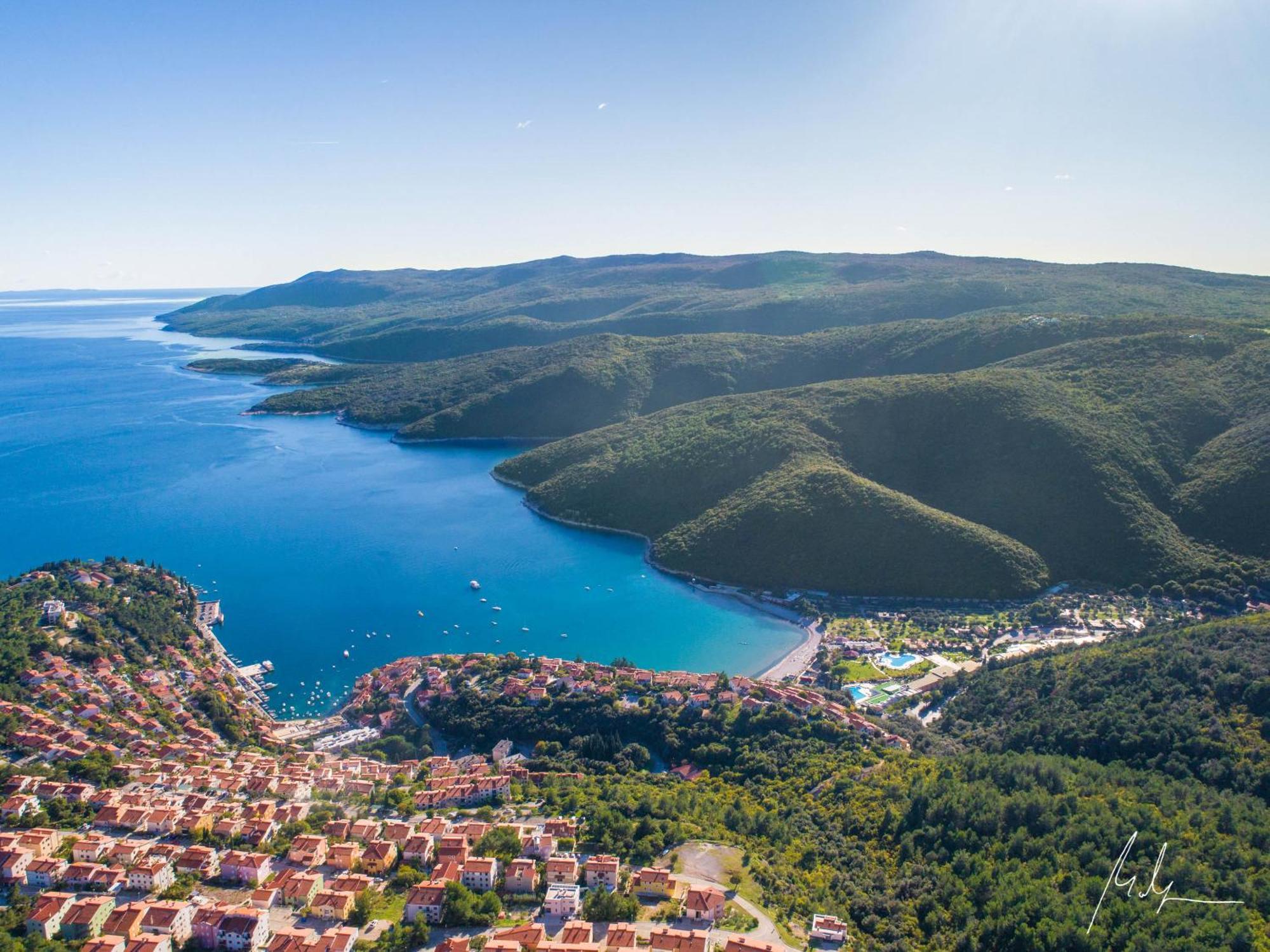 Apartment Lucille - Intermezzo in center of Rabac Esterno foto