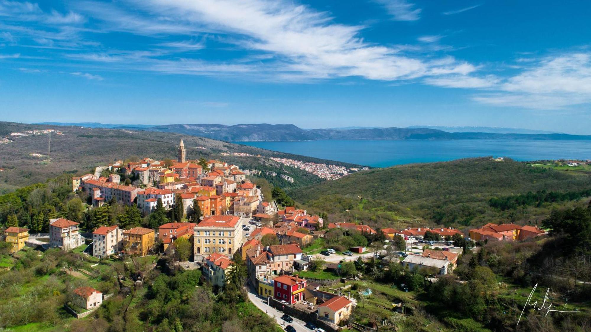 Apartment Lucille - Intermezzo in center of Rabac Esterno foto